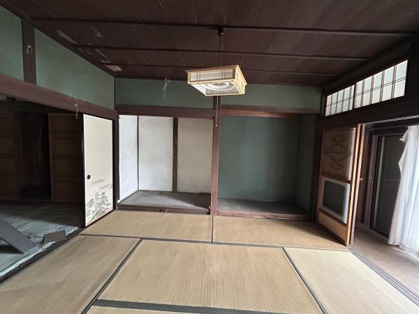 彦根市太堂町の中古一戸建て