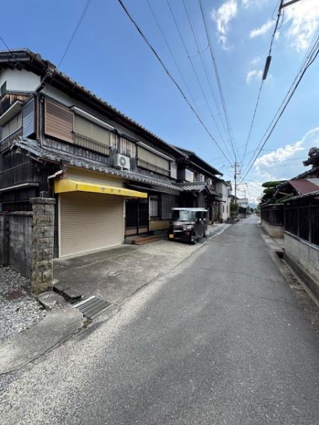 東近江市市辺町の中古一戸建