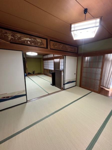 東近江市市辺町の中古一戸建