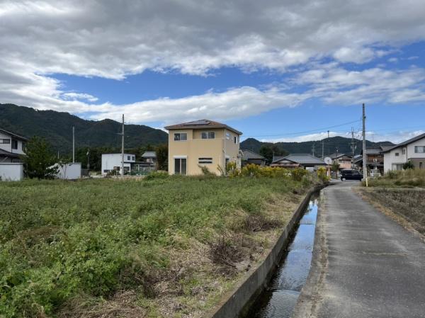 東近江市五個荘石川町の中古一戸建て