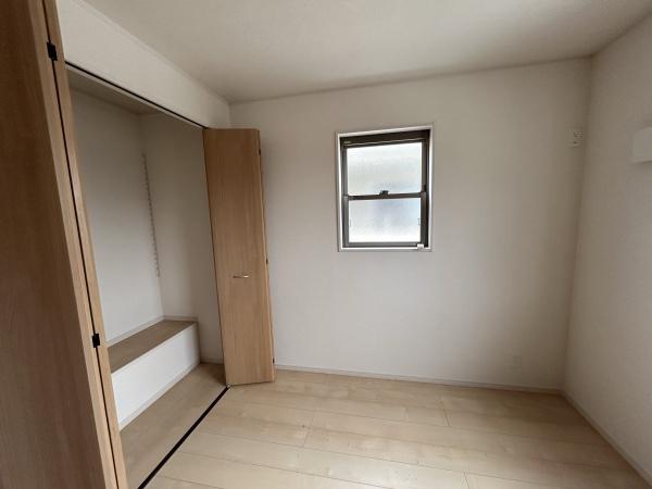 愛知郡愛荘町東円堂の中古一戸建て