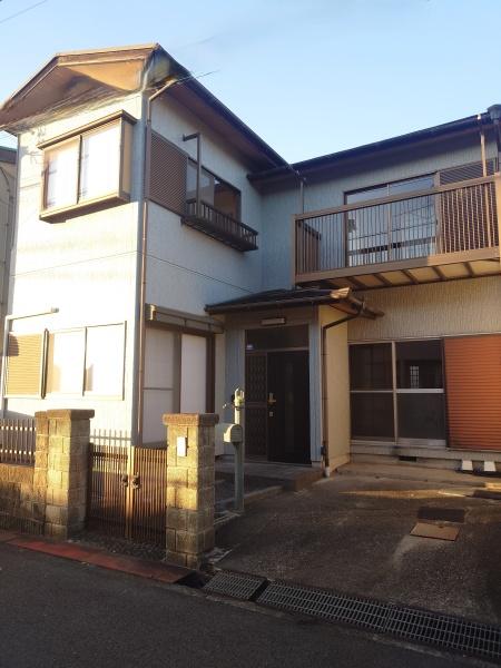 伊賀市緑ケ丘南町の中古一戸建
