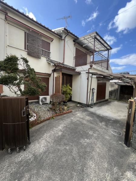 京田辺市薪名松の中古テラスハウス
