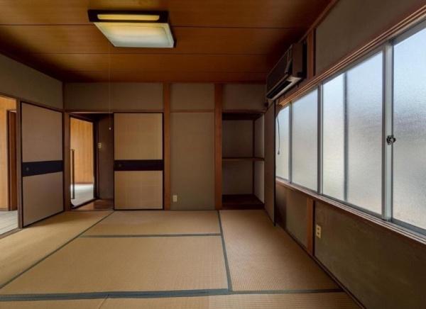 修学院千万田町