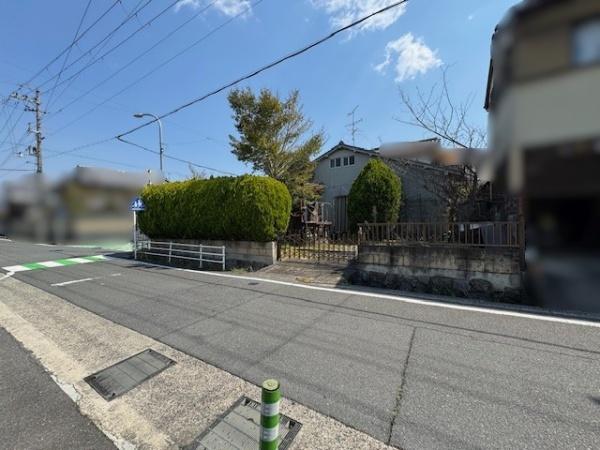 木津川市加茂町里東里の土地