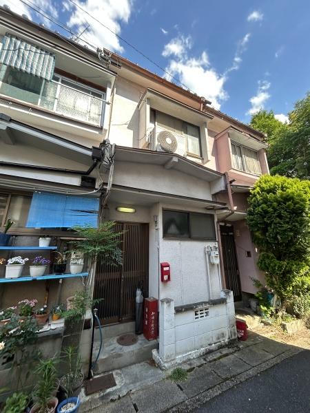伏見区醍醐槇ノ内町　テラスハウス