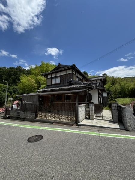 東近江市北須田町の中古一戸建