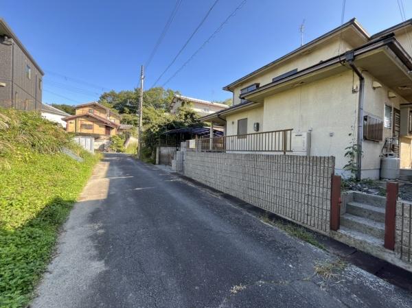 甲賀市甲南町希望ケ丘本町９丁目の中古一戸建て