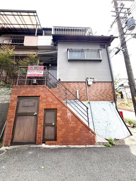 東大阪市東石切町3丁目5-9