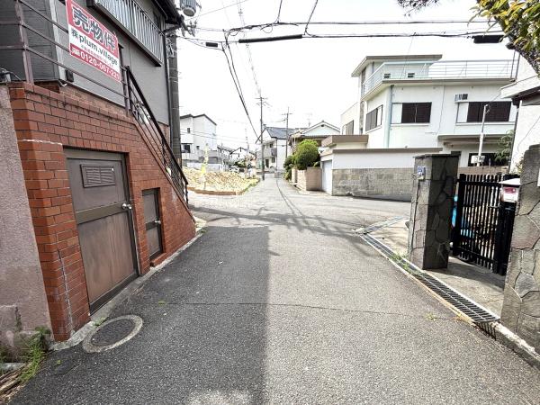 東大阪市東石切町3丁目5-9