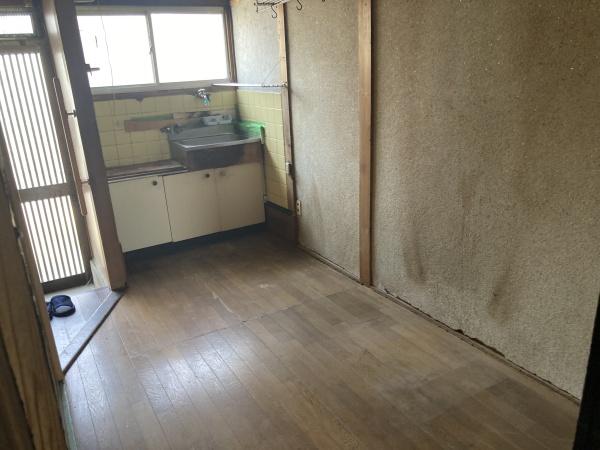 寝屋川市明和１丁目の中古一戸建て