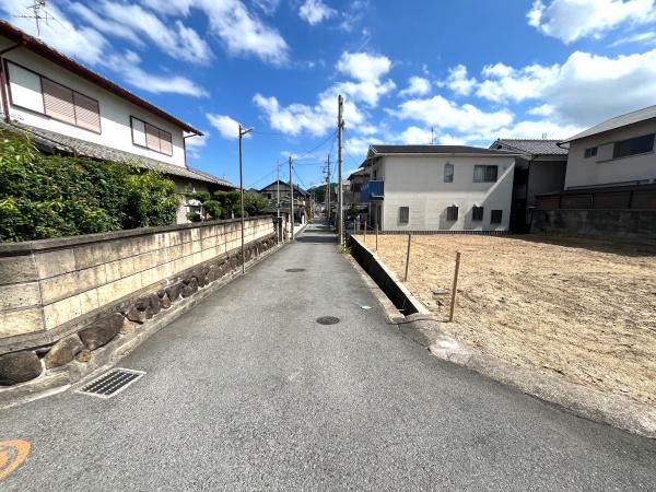 大和高田市大字池田の土地(前面道路含む現地写真)