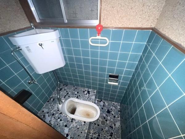 生駒郡斑鳩町興留東１丁目の中古一戸建て