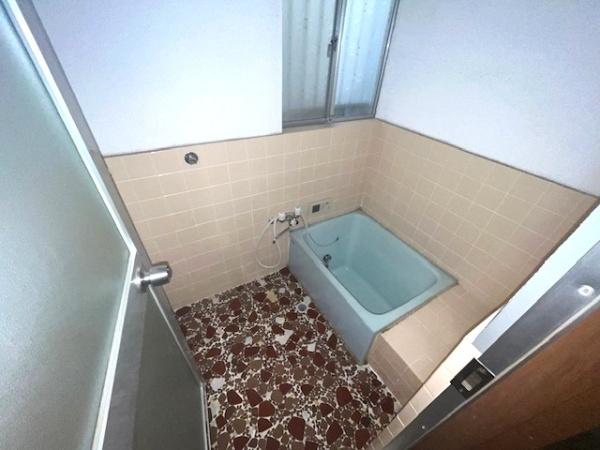 生駒郡斑鳩町興留東１丁目の中古一戸建て