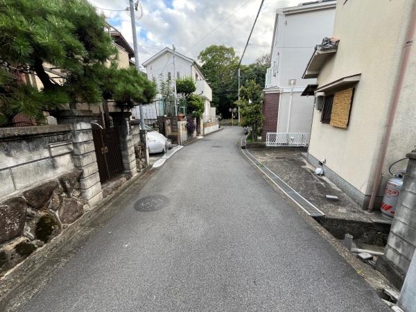 生駒郡斑鳩町興留東