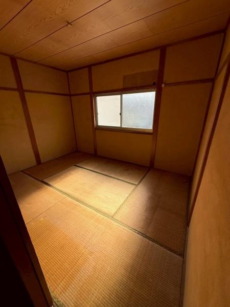 寝屋川市黒原旭町の中古一戸建て