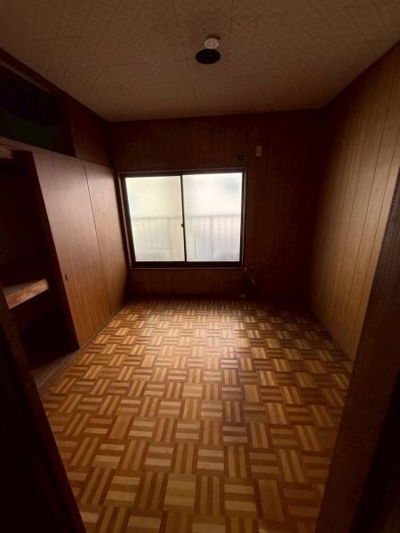 寝屋川市黒原旭町の中古一戸建て