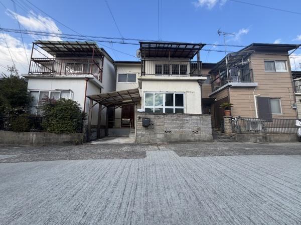 葛城市長尾の中古一戸建