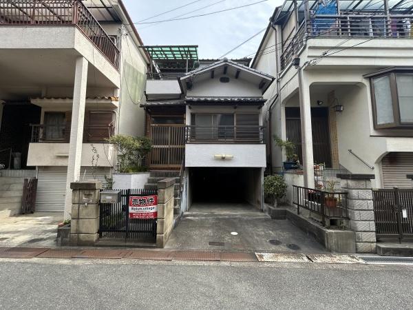 東大阪市横小路町４丁目の中古一戸建
