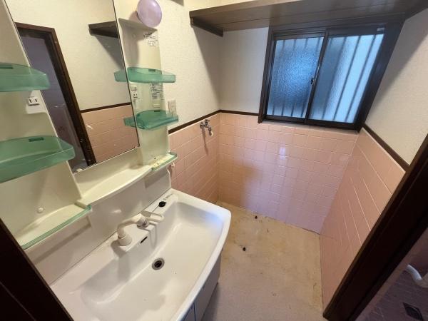 葛城市八川の中古一戸建て
