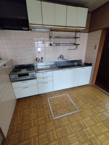 茨木市耳原３丁目の中古一戸建て