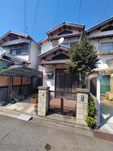 富田林市東板持町3丁目2-8