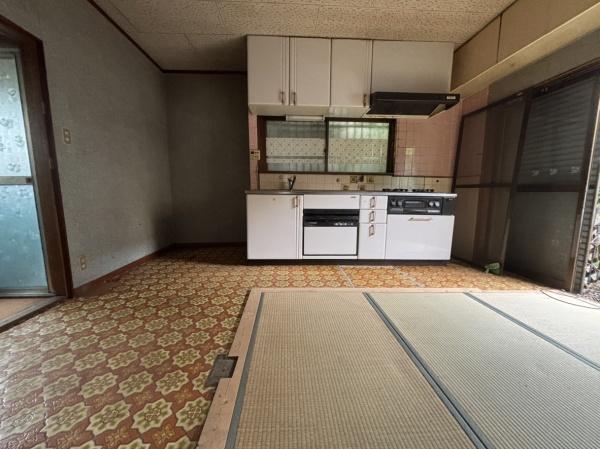 橿原市出合町93-9