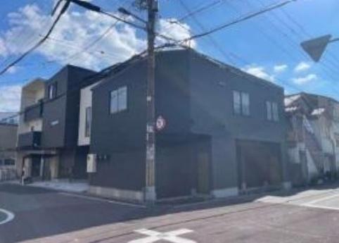 新築ガレージ付事務所(WORKPLACE泉尾)