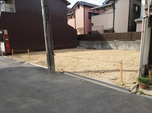和泉市富秋町1丁目3-15
