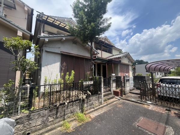 橿原市石川町
