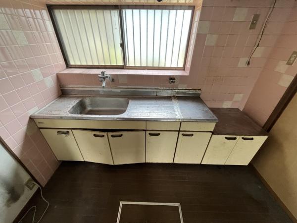 生駒郡斑鳩町龍田３丁目の中古一戸建て