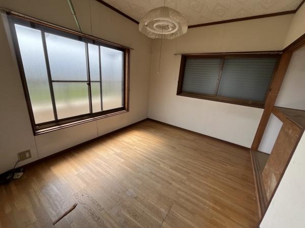 生駒郡斑鳩町龍田３丁目の中古一戸建て