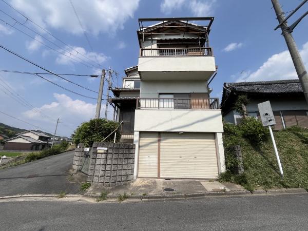 生駒郡斑鳩町龍田3丁目10-16