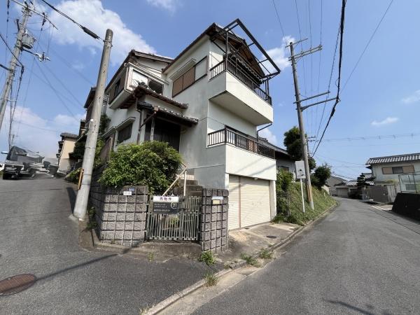 生駒郡斑鳩町龍田３丁目の中古一戸建て