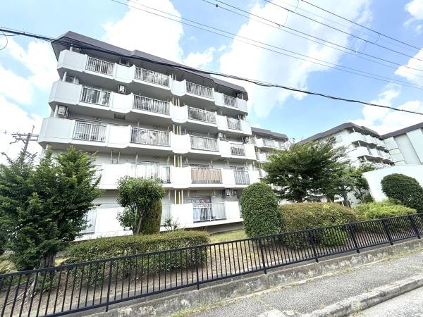 宝塚安倉第一団地4号棟301号室
