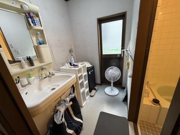 寝屋川市点野３丁目の中古一戸建て
