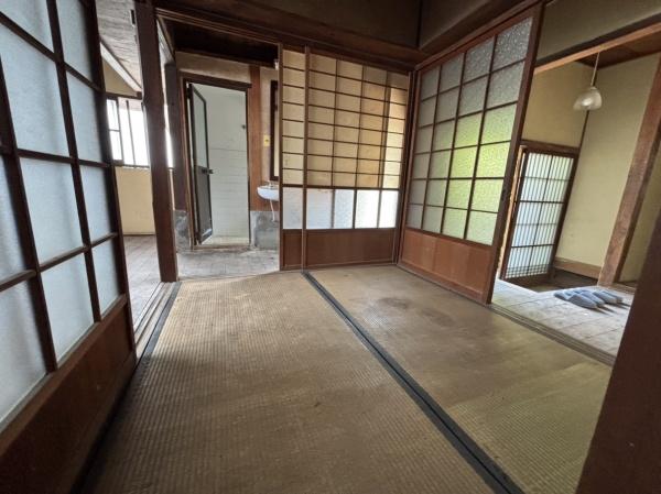 宝塚市小林２丁目の中古一戸建て