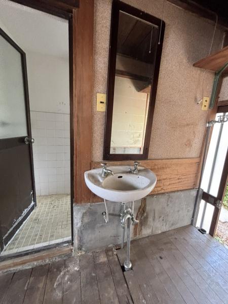 宝塚市小林２丁目の中古一戸建て