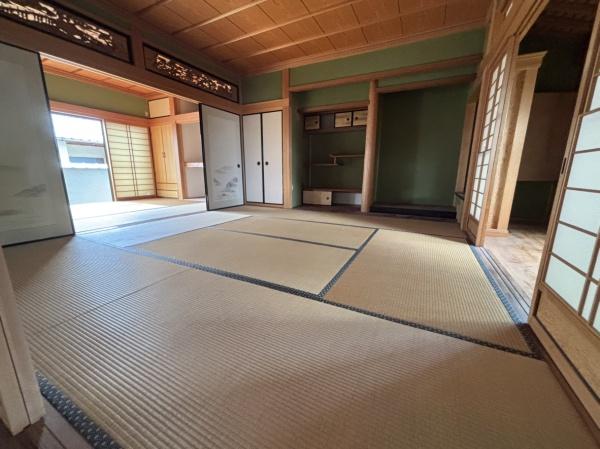 橿原市大久保町の中古一戸建て