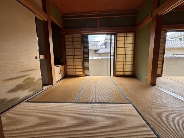 橿原市大久保町の中古一戸建て