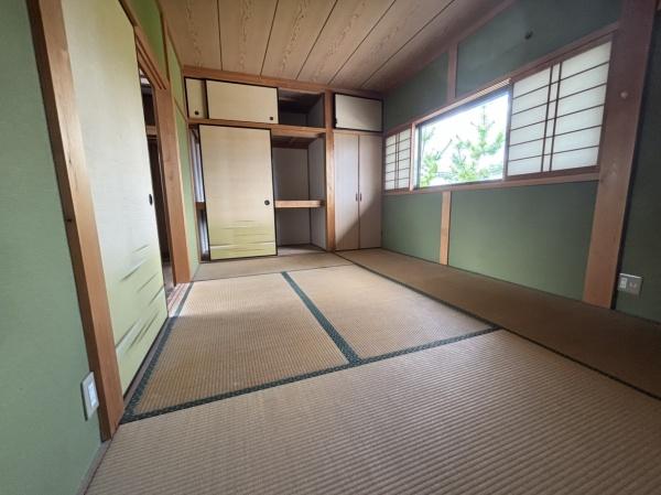 橿原市大久保町の中古一戸建て