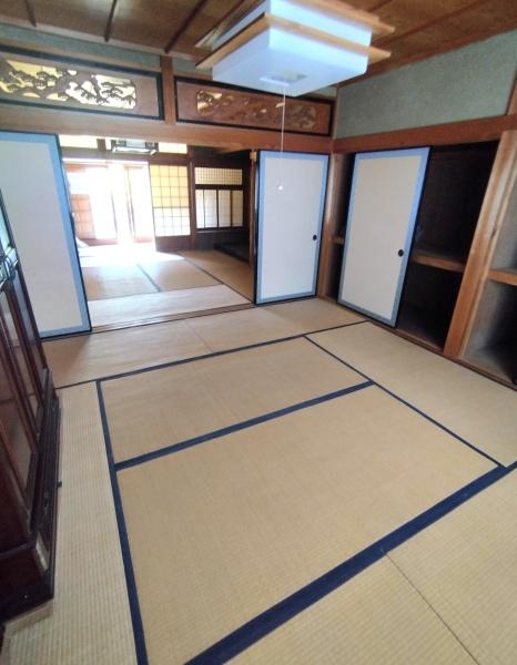 天理市柳本町の中古一戸建て
