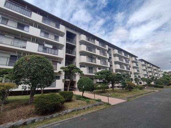 和泉市府中町4丁目18-5、府中団地5号棟