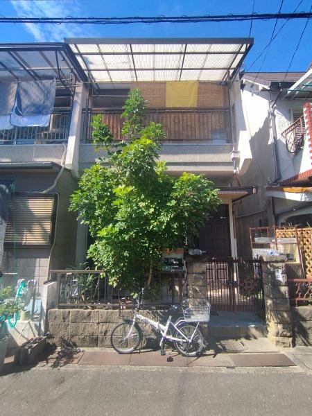 寝屋川市新家1丁目12-19