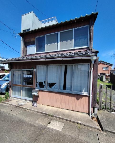 福井県敦賀市川崎町4-8