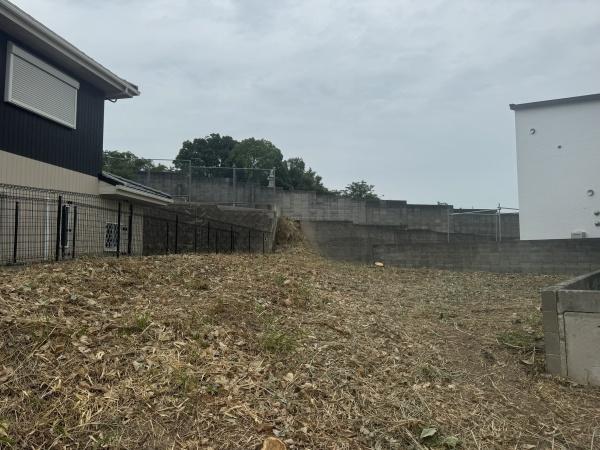 生駒郡斑鳩町神南４丁目の土地