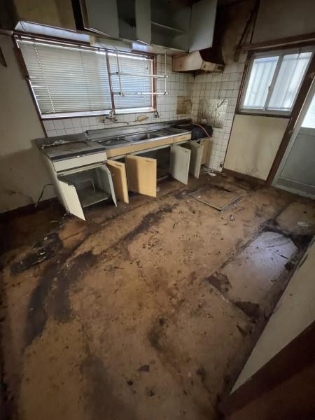 洲本市千草庚の中古一戸建て