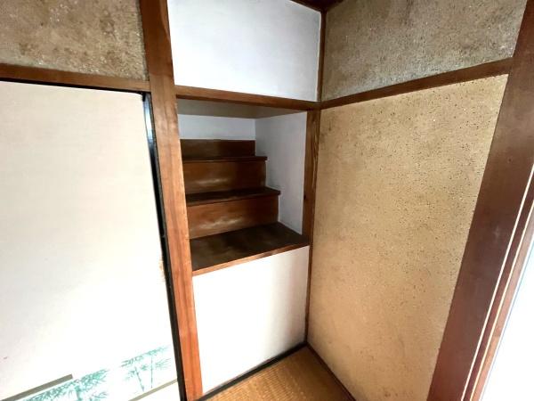 富田林市富美ケ丘町の中古一戸建て