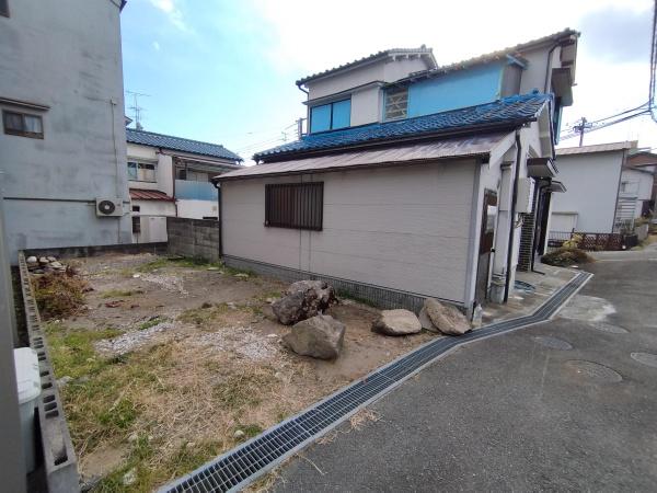 摂津市浜町8-24