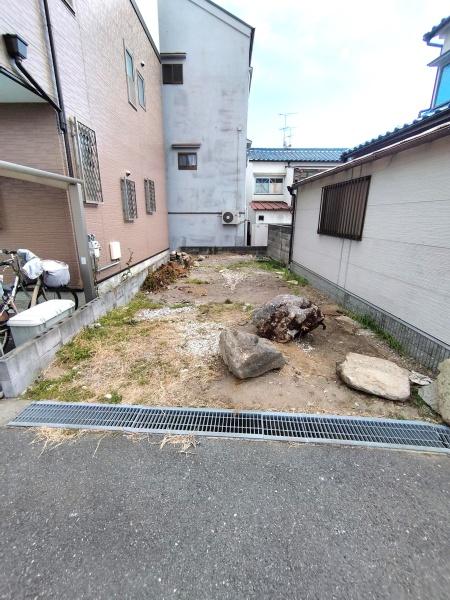 摂津市浜町8-24